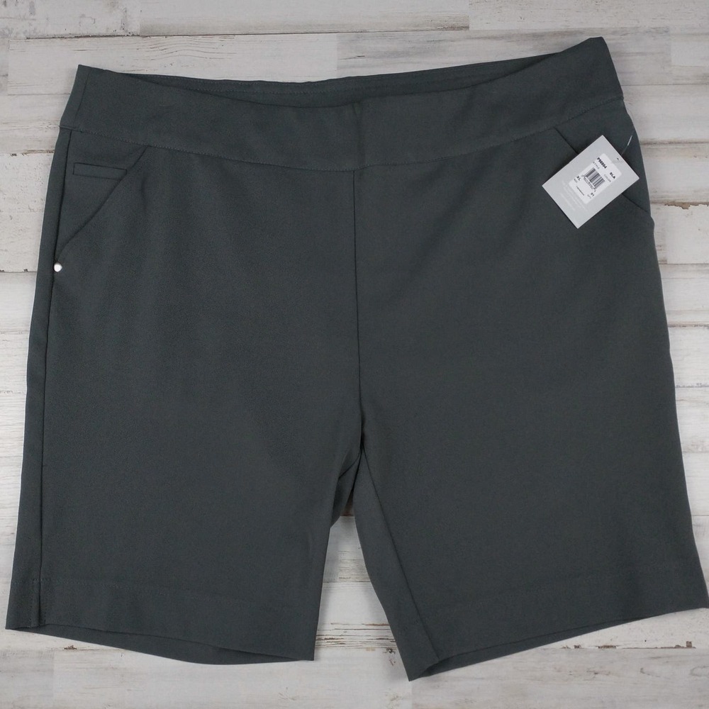 NWT stretchy pull on slate gray outdoor golf shorts by Page & Tuttle sz xlarge